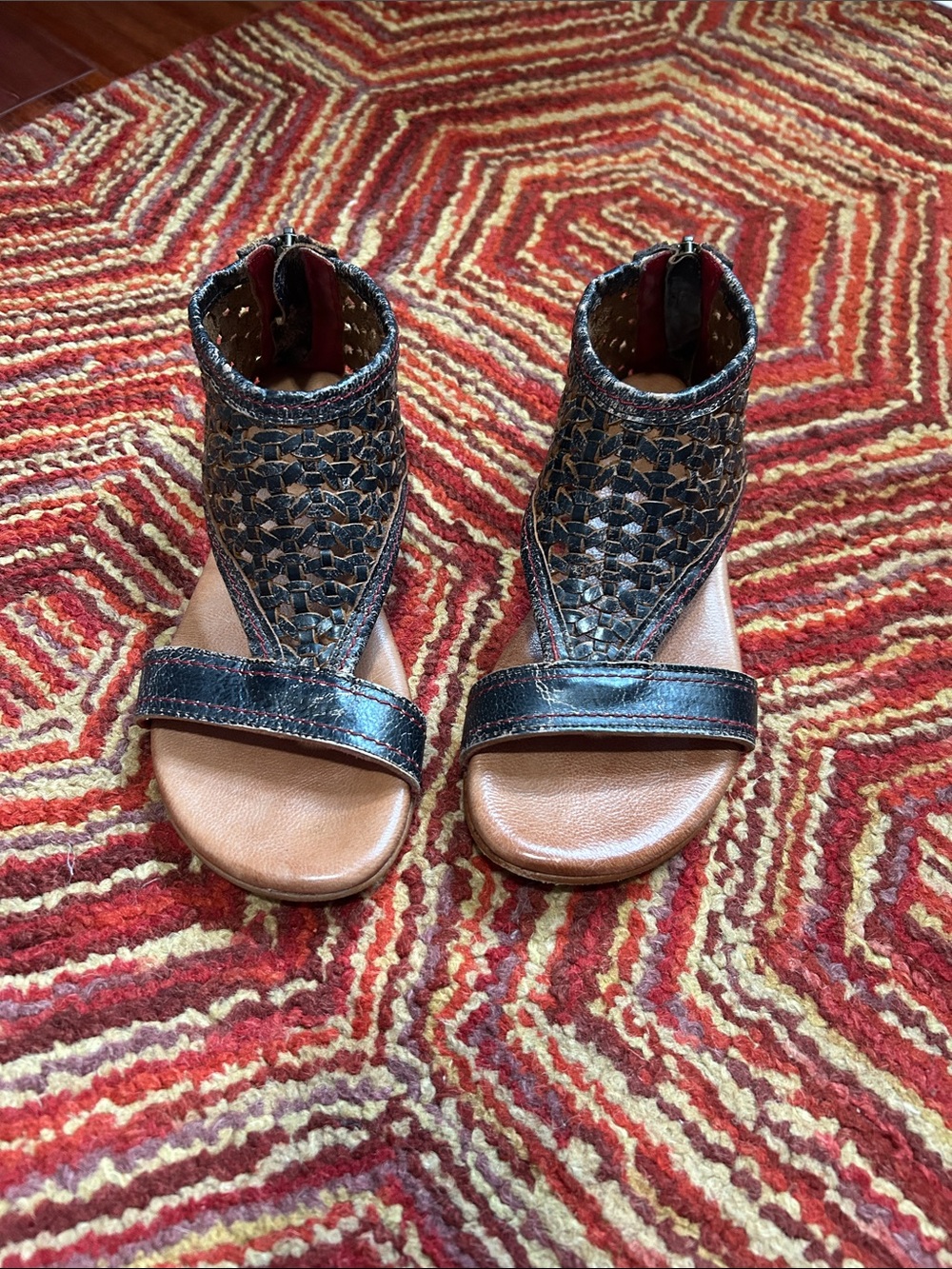 Bedstu Kimberly sandal size 6.5